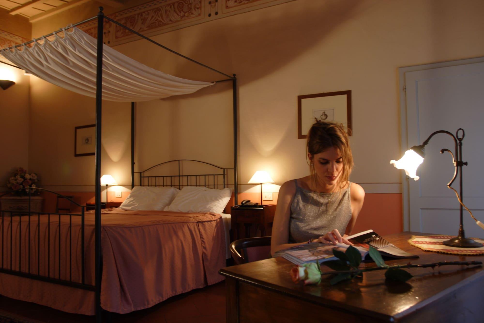Hotel L'Antico Pozzo San Gimignano Esterno foto