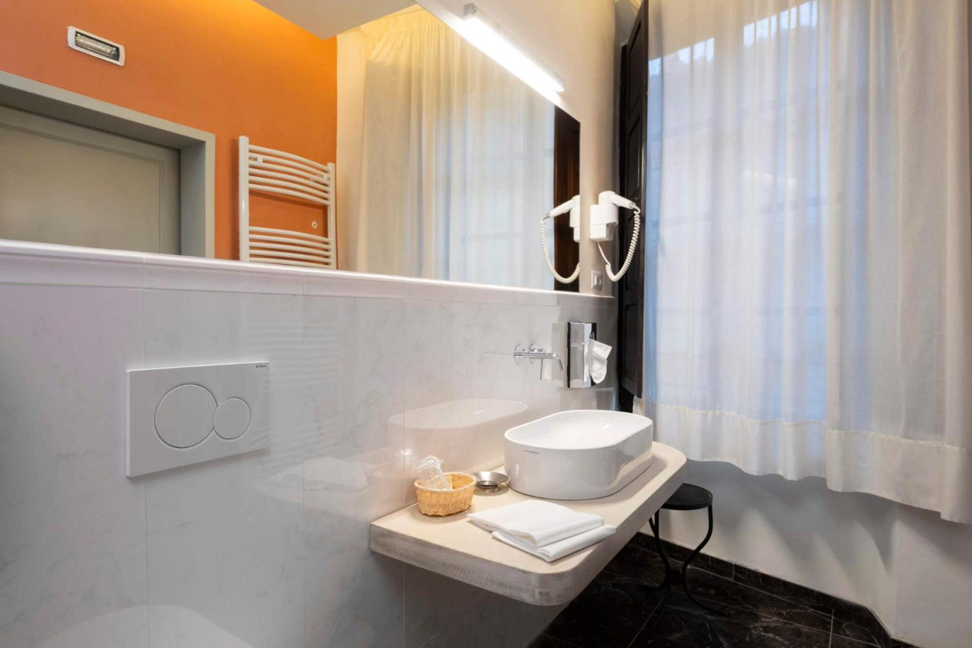 Hotel L'Antico Pozzo San Gimignano Esterno foto