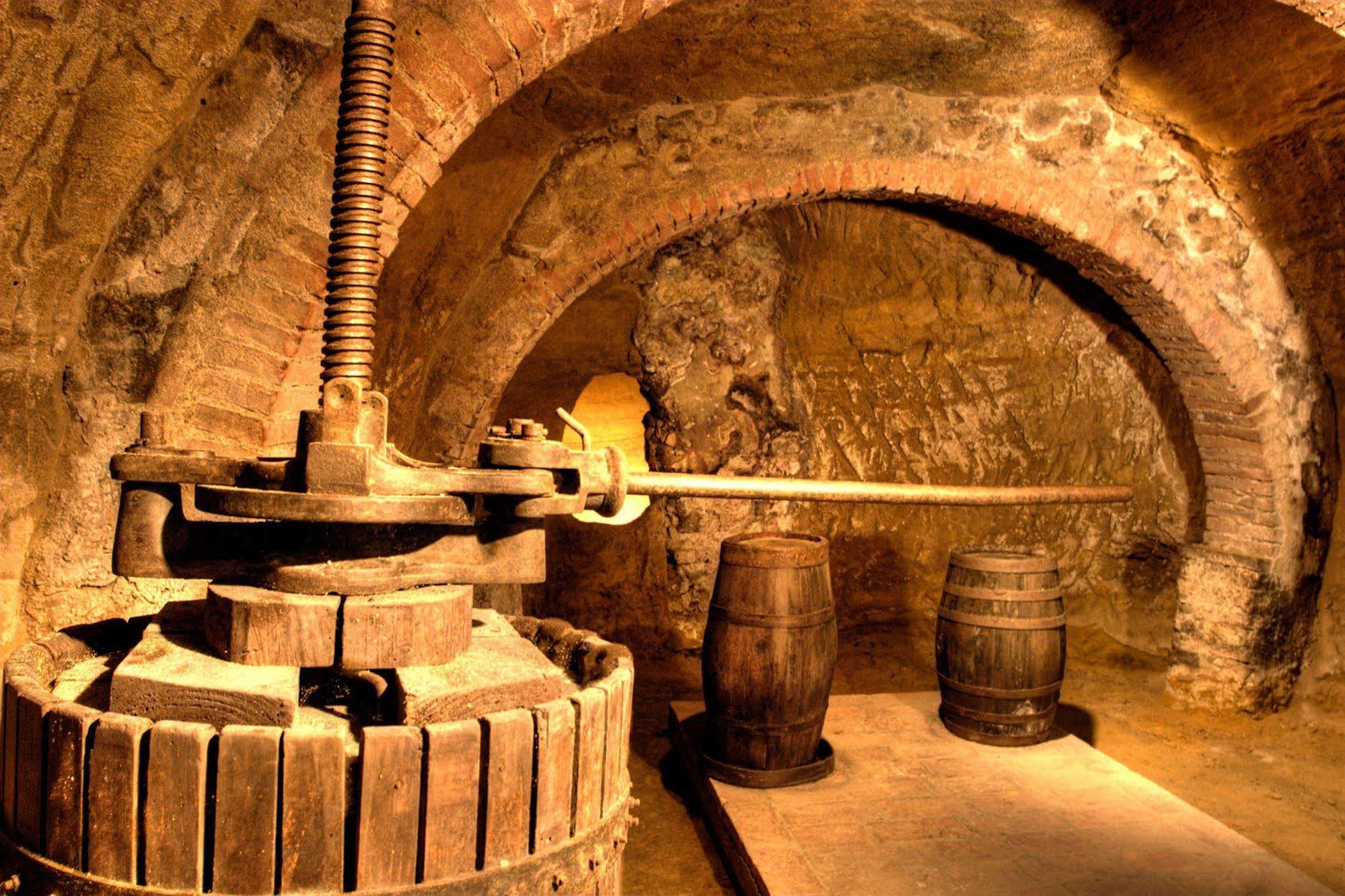 Hotel L'Antico Pozzo San Gimignano Esterno foto